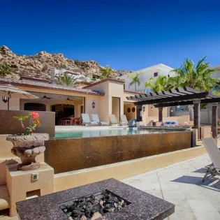 4 exterior villa gran vista