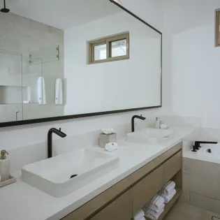40 bathroom 1 casa aqua blanca
