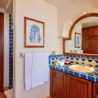 40 bathroom 2 villa agave azul