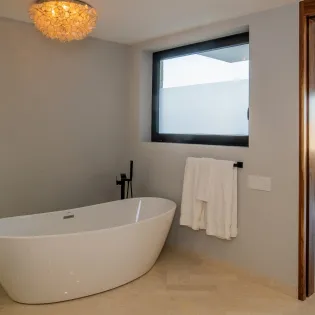 40 bathroom 4 villa chavez