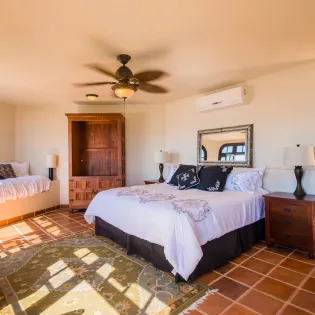 40 bedroom 5 hacienda edith