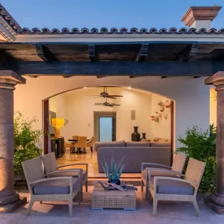 40 exterior villa vista al mar