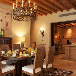 40 waldorf astoria los cabos pedregal dining area