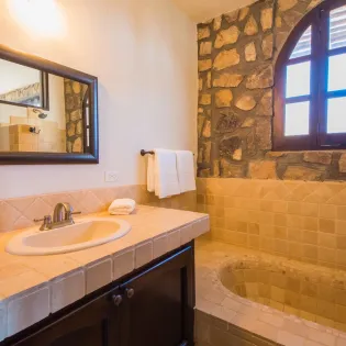 41 bathroom 1 hacienda edith