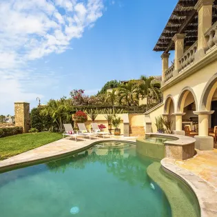 41 villa mariposa poolside