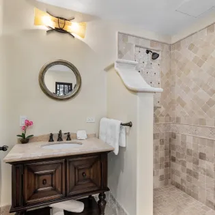 42 bathroom 5 casa kay