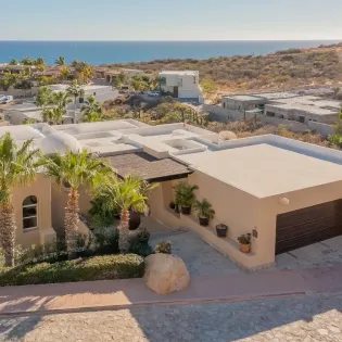 42 exterior casa angel