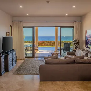 42 villa golondrina living