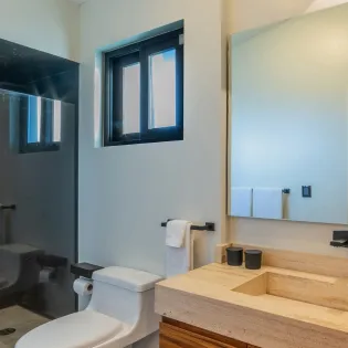 43 bathroom 2 casa sonrisa