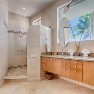 46 bathroom 2 villa marcella