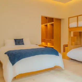 47 calimigos sixth bunk suite