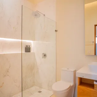 49 calimigos sixth suite bath