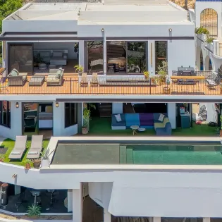 5 casa by9 exterior pool