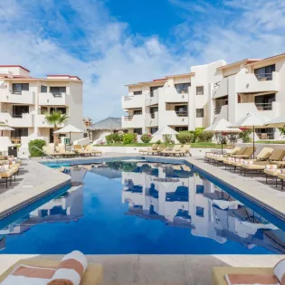 5 exterior solmar resort