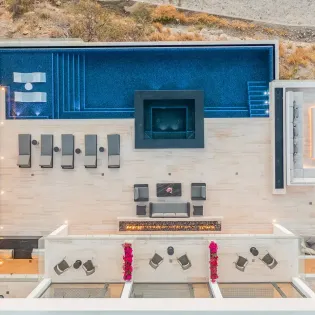 5 exterior villa aurora