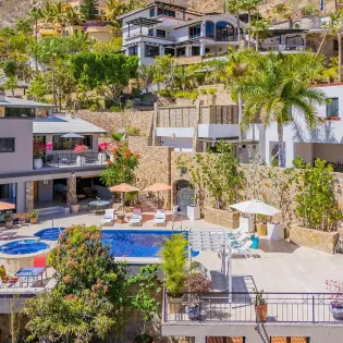 51 casa toro aerial