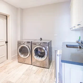 52 laundry area villa perdiz