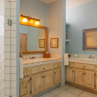 53 bathroom villa ladrillo