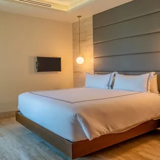 53 maison de cortez bedroom