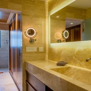 54 maison de cortez bathroom