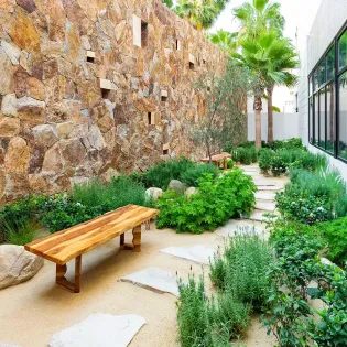54 villa la valencia resort spa