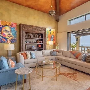54 villa mariposa living