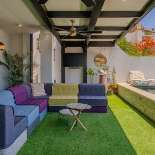 55 casa by9 outdoor space 3