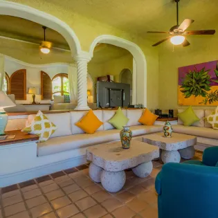 55 living room villa las rocas