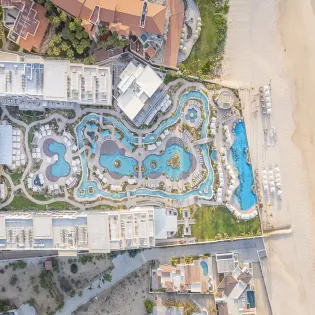 55 villa la valencia resort spa