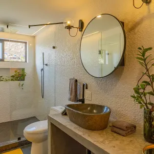55casa by9 fourth suite bath