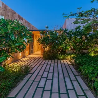 56 exterior west enclave 7