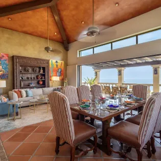 56 villa mariposa dining