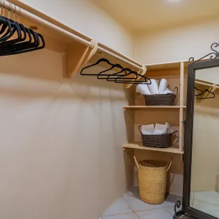 58 closet villa ladrillo