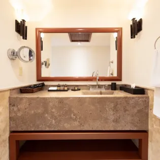 59 bathroom 2 playa grande eagles nest