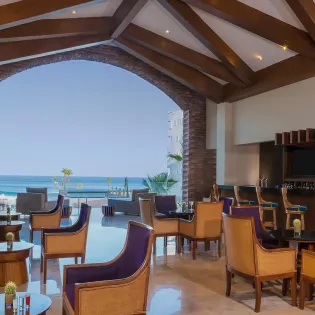 6 bar area krystal grand los cabos
