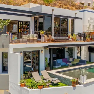 6 casa by9 exteror pool2 main trigger 1