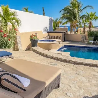 6 exterior casa angel