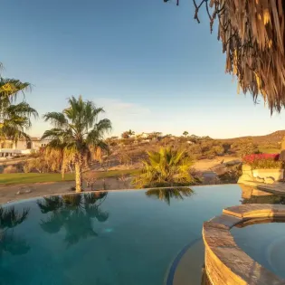 6 exterior casa corona