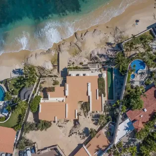 6 exterior casa manana