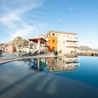 6 exterior playa grande eagles nest