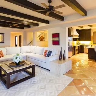 6 hacienda2503 livingroom2