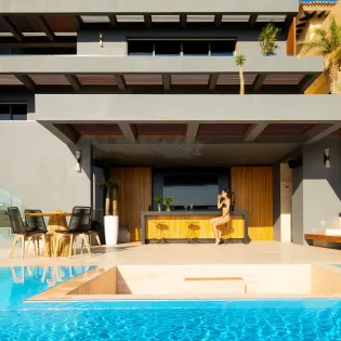 6 maison de cortez pool