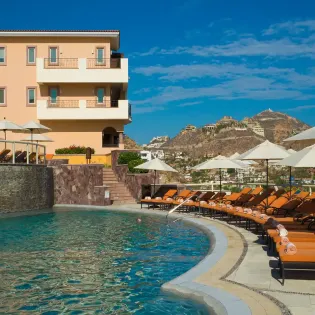 6 the ridge at playa grande by solmar poolside