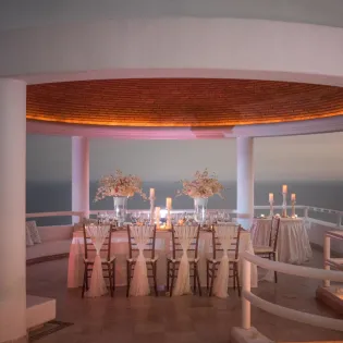 60 outdoor dining villa clara vista