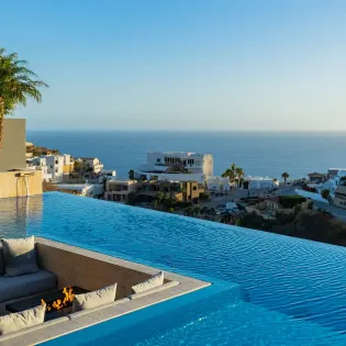 61 maison de cortez poolside