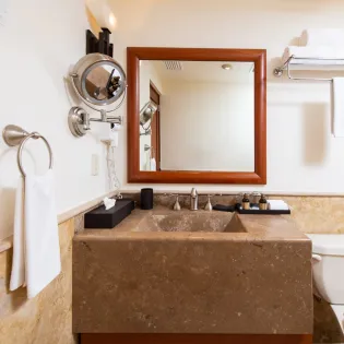 62 bathroom 4 playa grande eagles nest