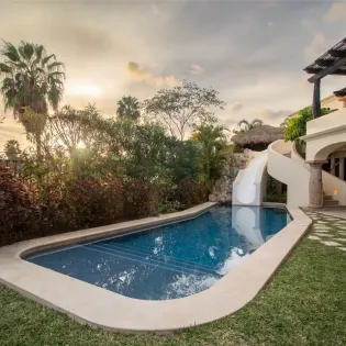7 exterior casa jojo