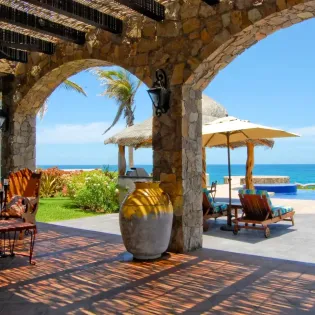 7 exterior villa estero