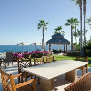 7 exterior villa las arenas