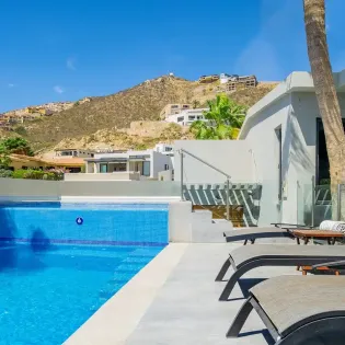 7 exterior villa nazar